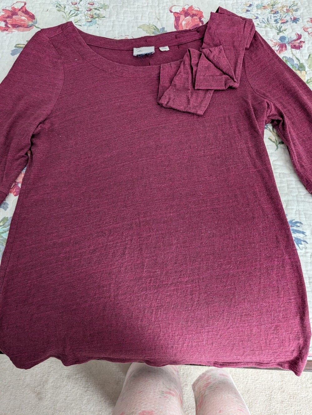 Women's Bow-Accent Tunic Top in Berry